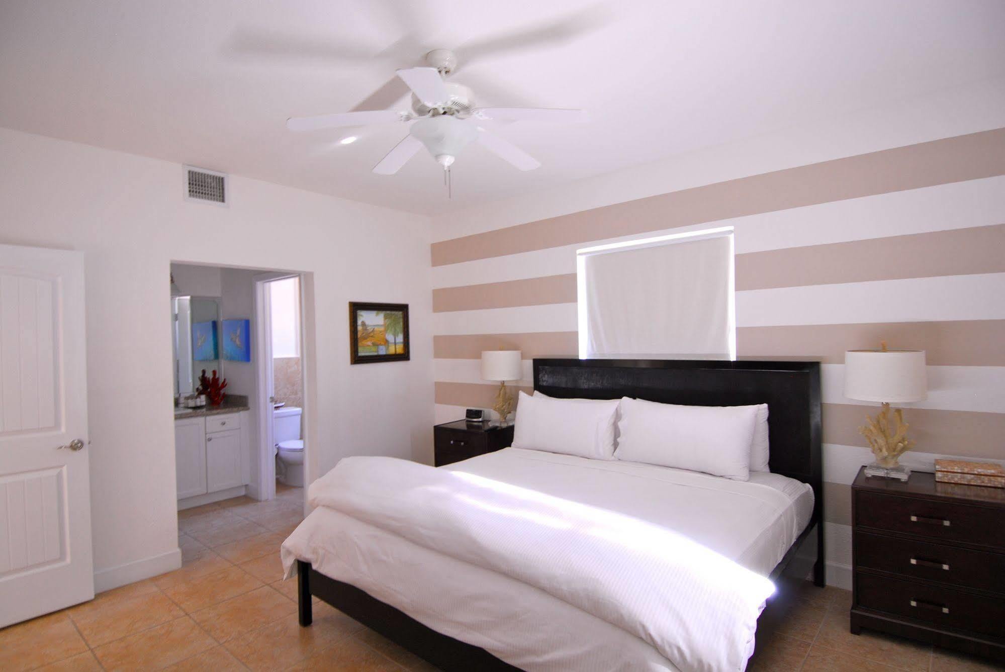 Resorts World Bimini Bailey Town  Luaran gambar