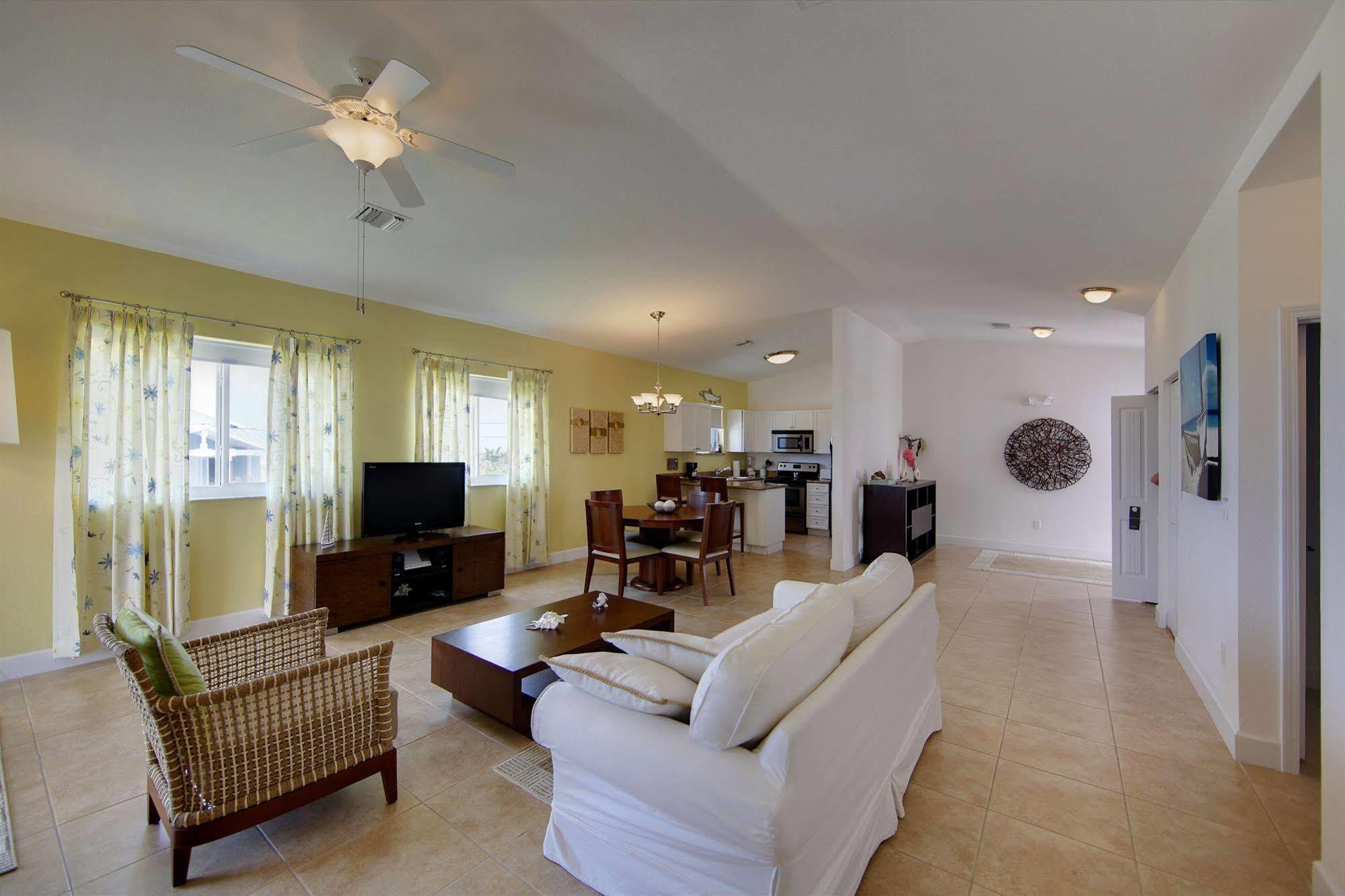 Resorts World Bimini Bailey Town  Luaran gambar